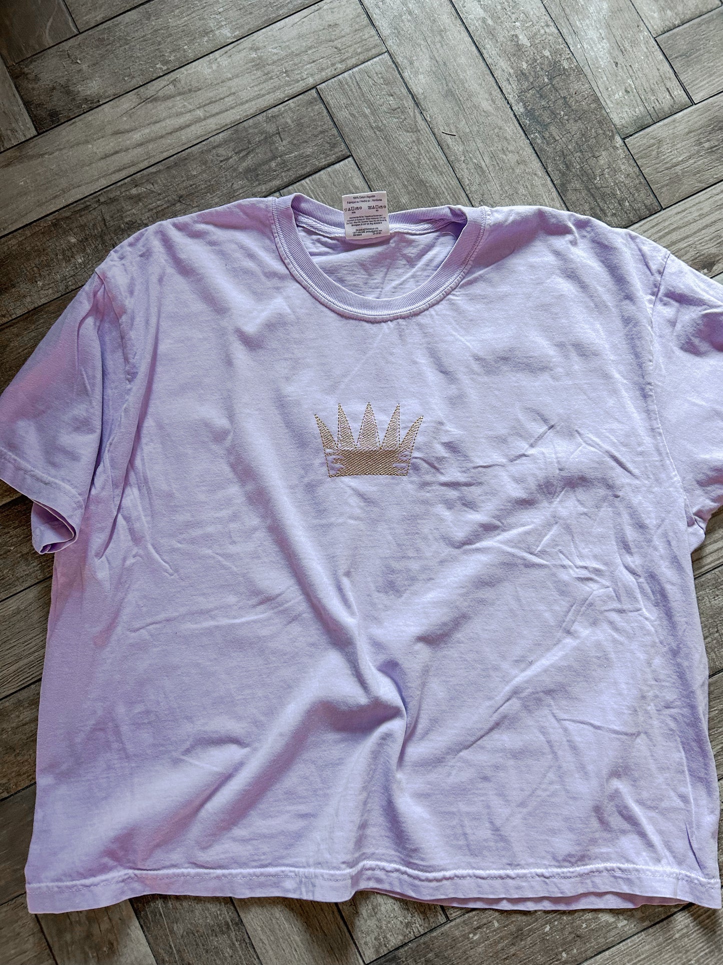 Vintage Crown Cropped Tshirt