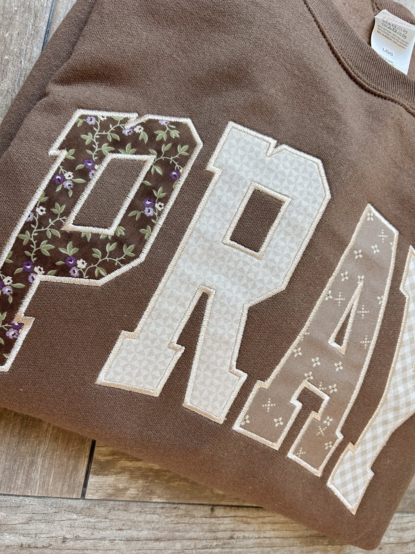 Pray Applique Sweatshirt - Brown