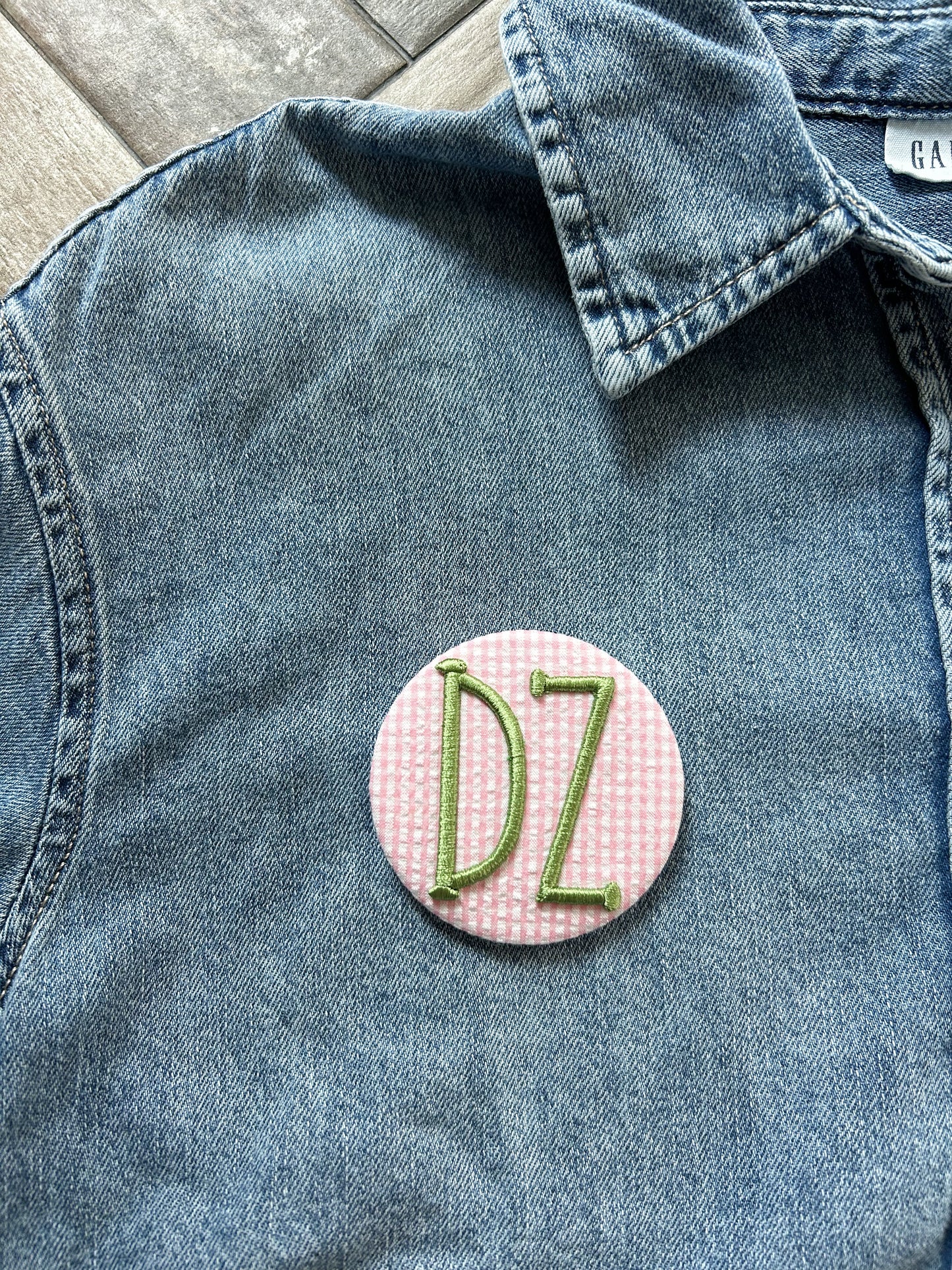 DZ Embroidered Button