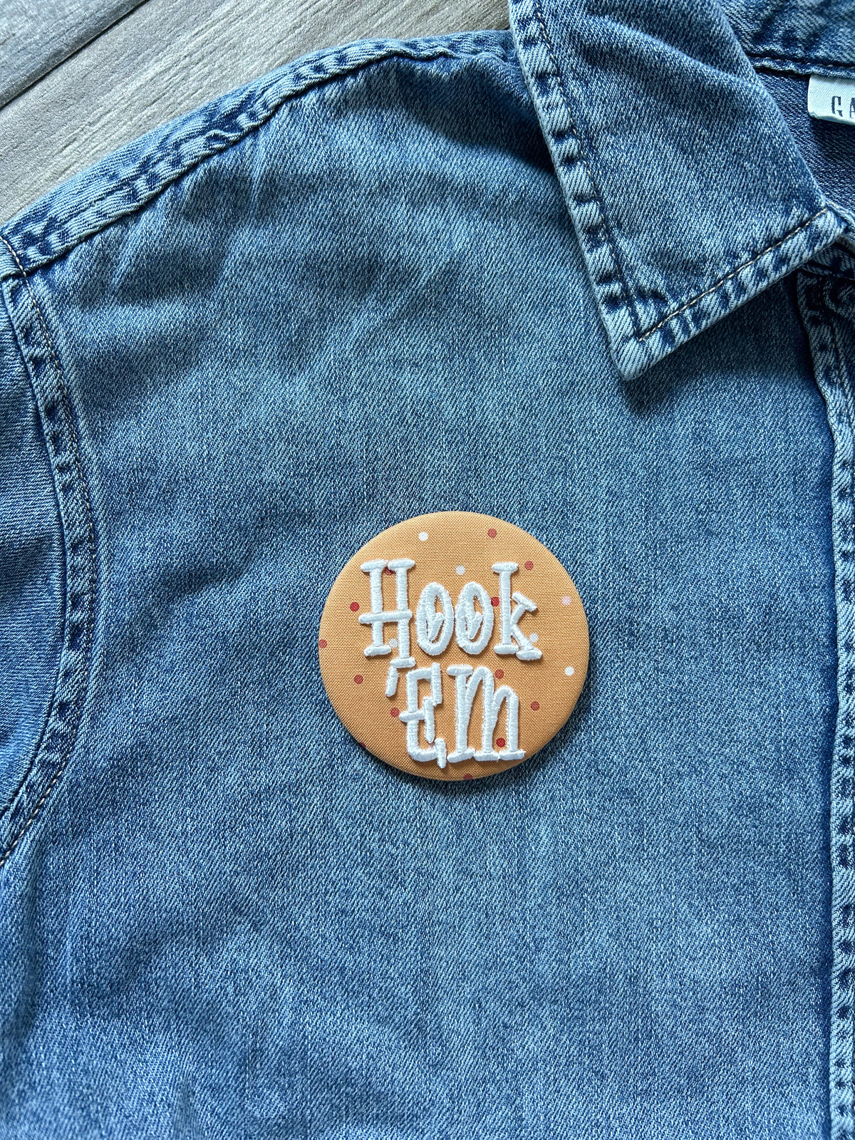 Hook 'Em Embroidered Button