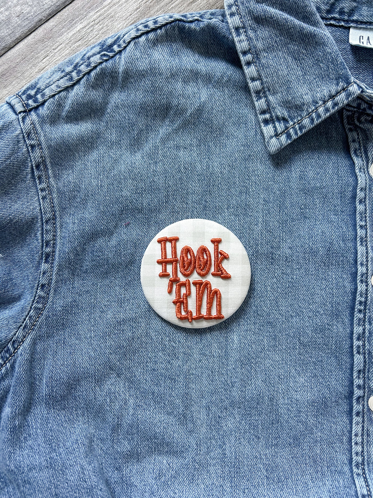 Hook 'Em Embroidered Button