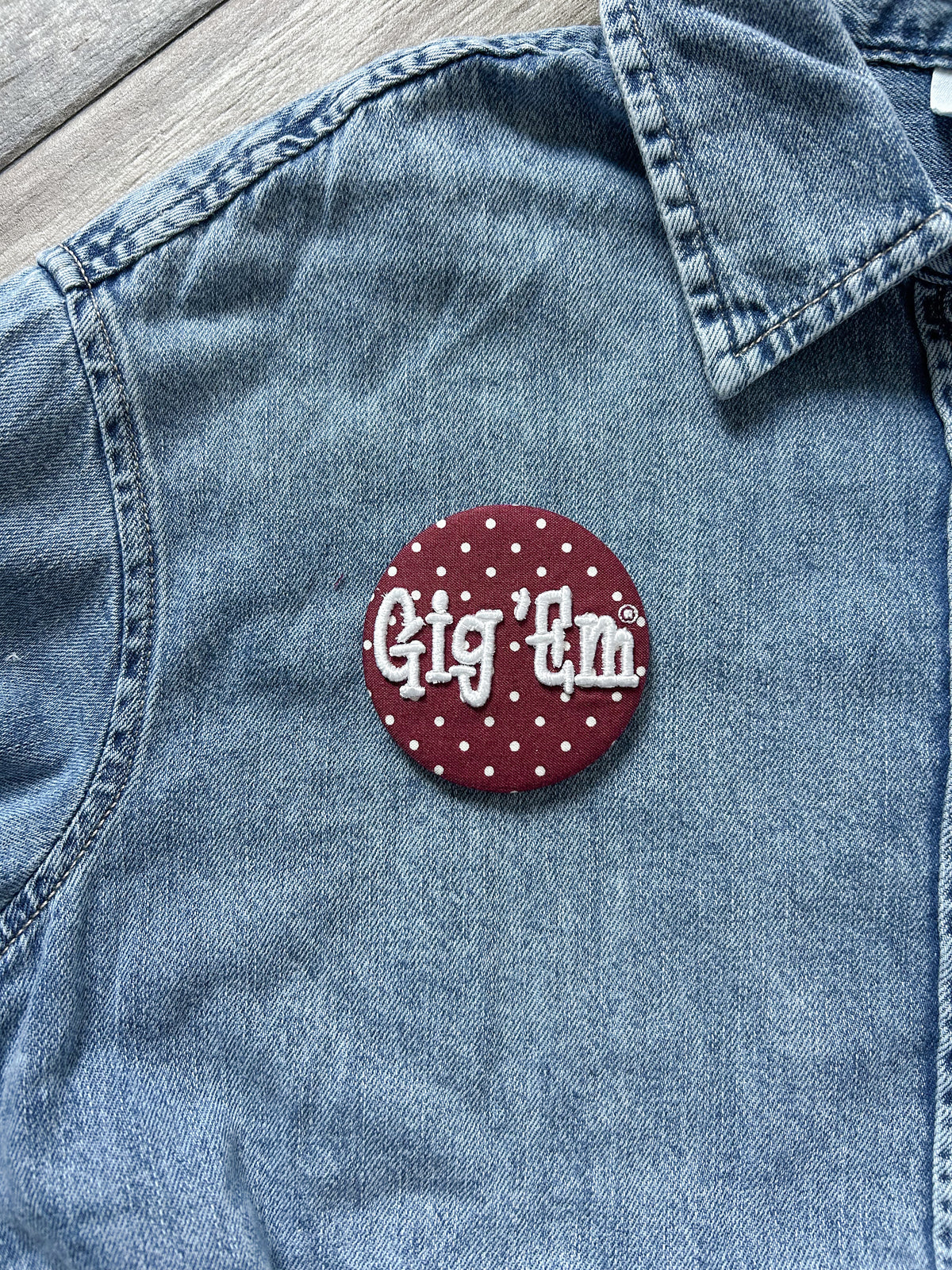 Gig 'Em Puff Embroidered Button
