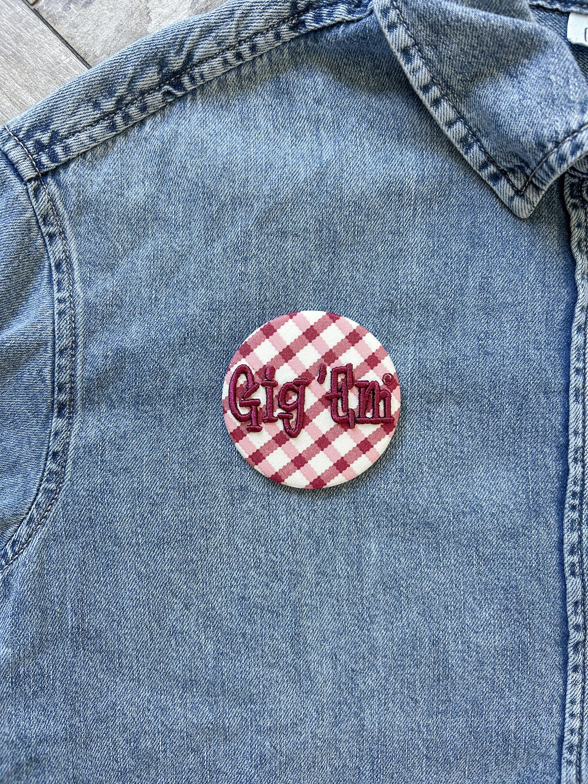 Gig 'Em Puff Embroidered Button