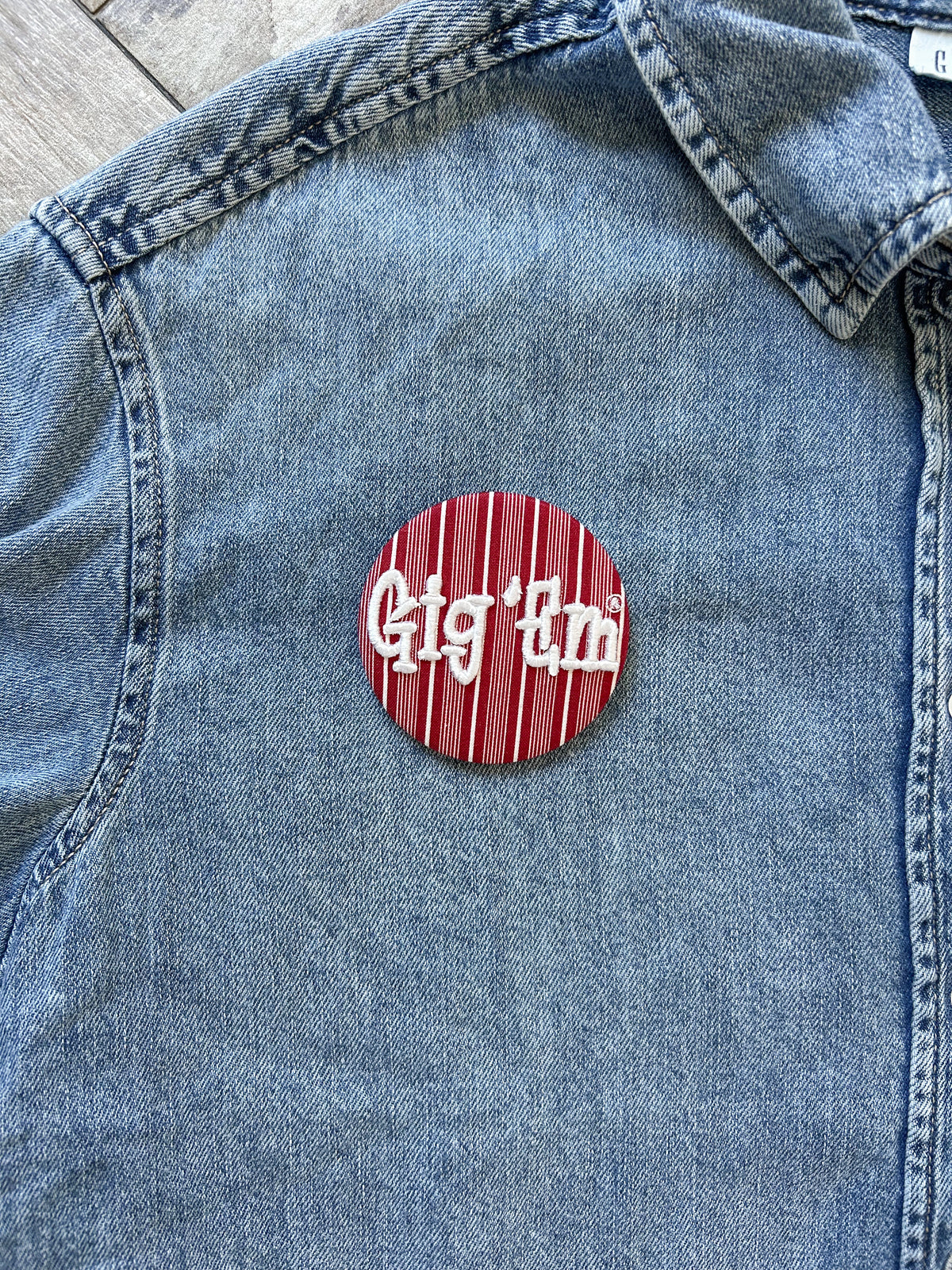 Gig 'Em Puff Embroidered Button