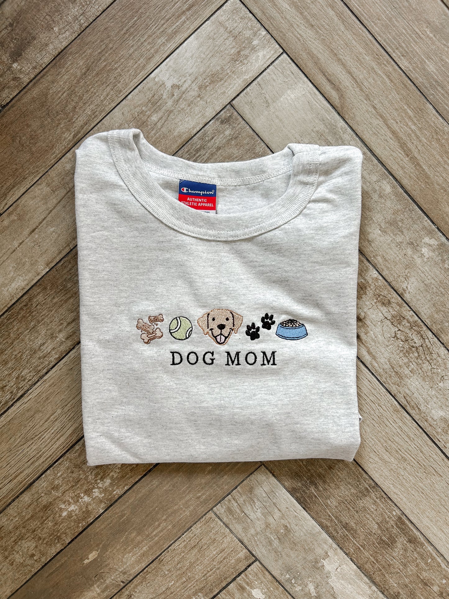 Dog Mom Charms Tshirt