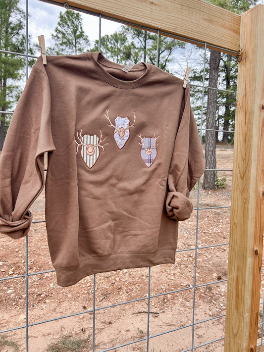 Mounted Antlers Embroidered Sweatshirt