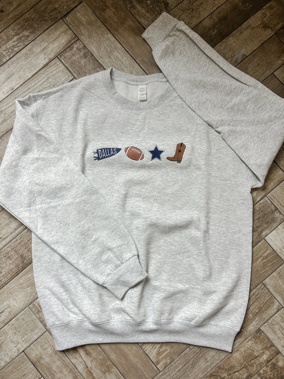 Dallas Charms Embroidered Sweatshirt