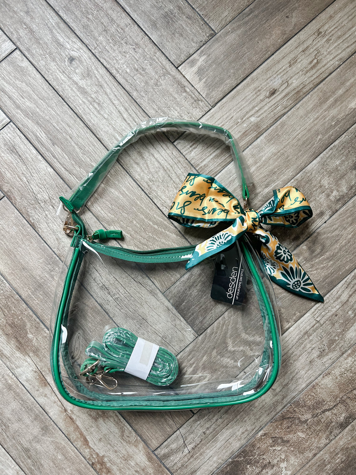 Green Stadium Bag + Scarf