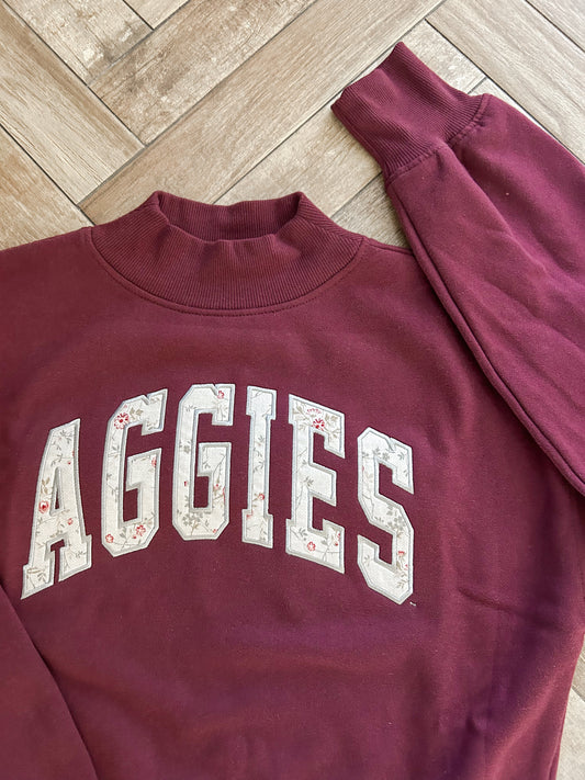 Aggies Mockneck - Maroon Cropped
