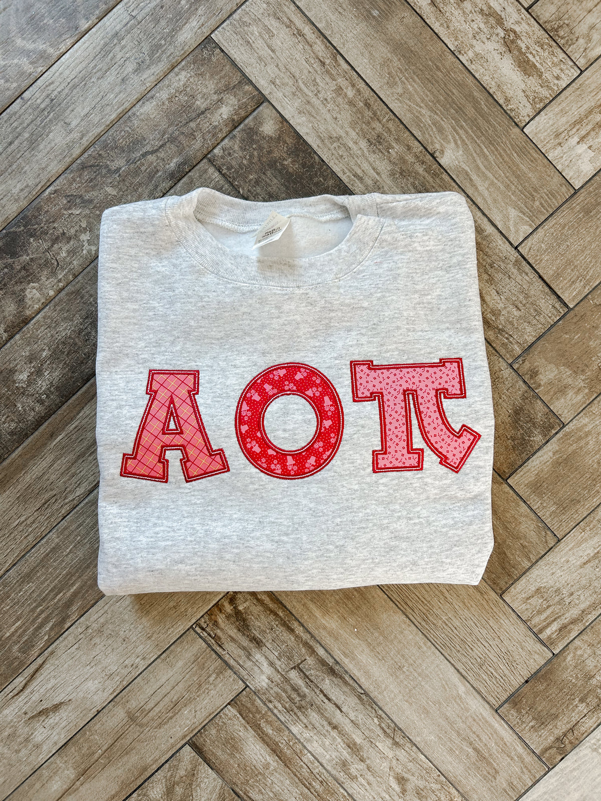 AOII Applique Sweatshirt