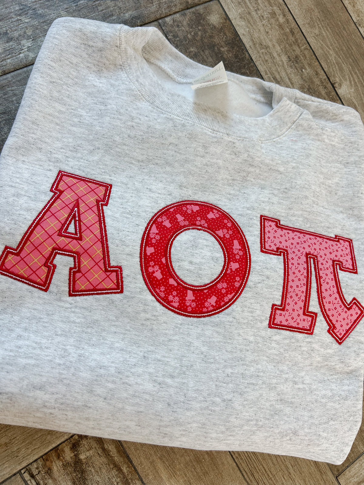AOII Applique Sweatshirt