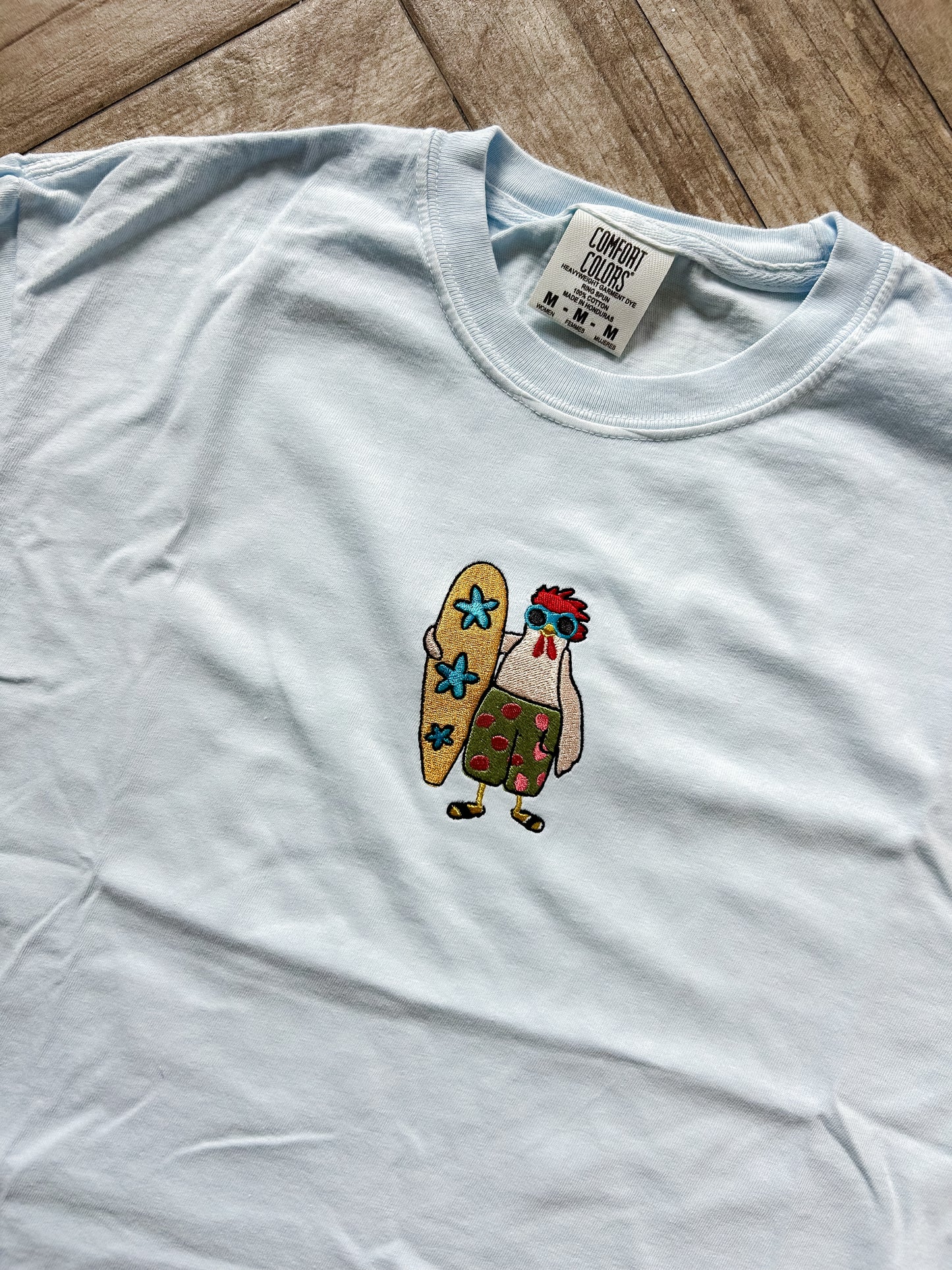 Surfing Rooster Cropped Tshirt